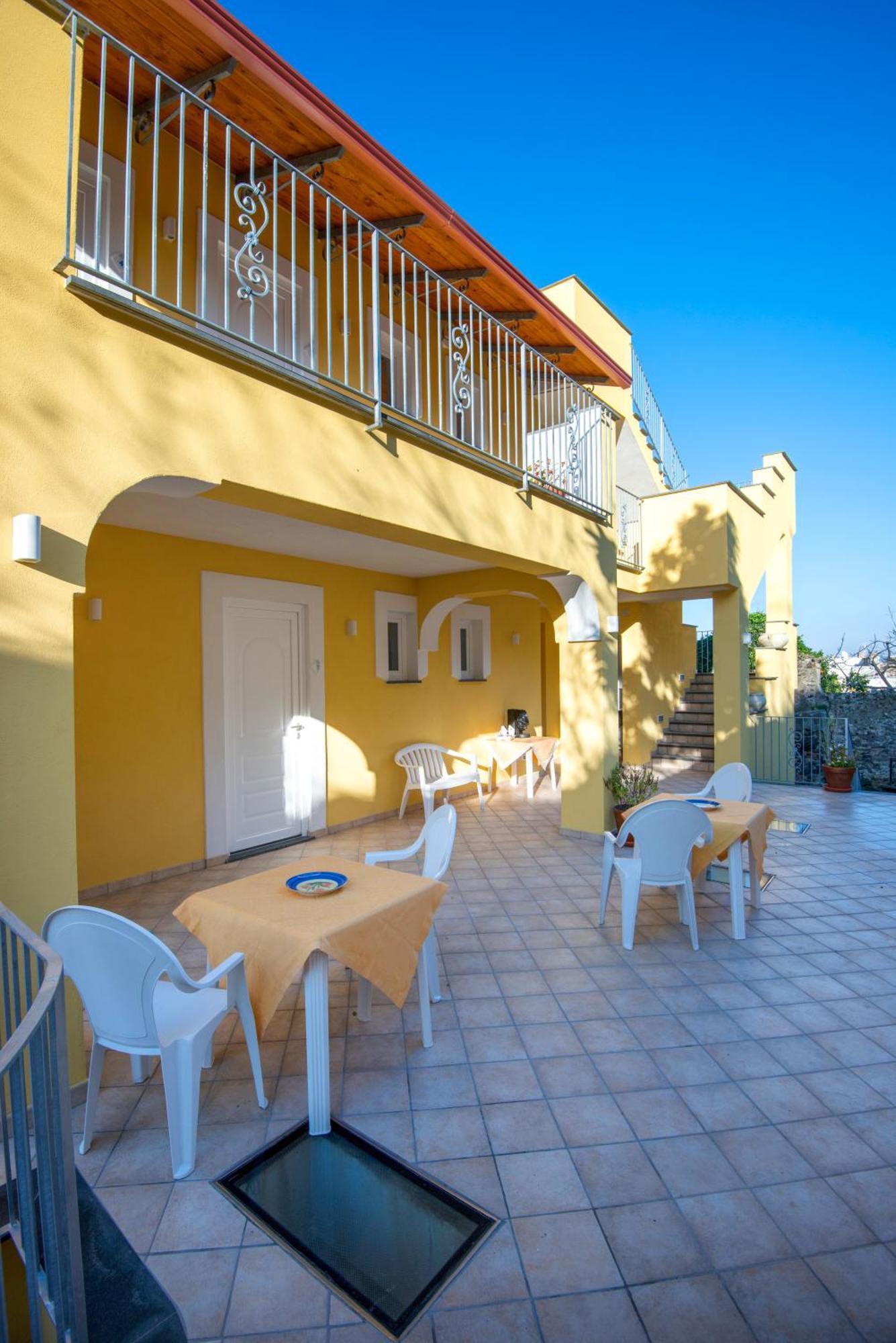 B&B La Vigna - Ischia Ponte Экстерьер фото